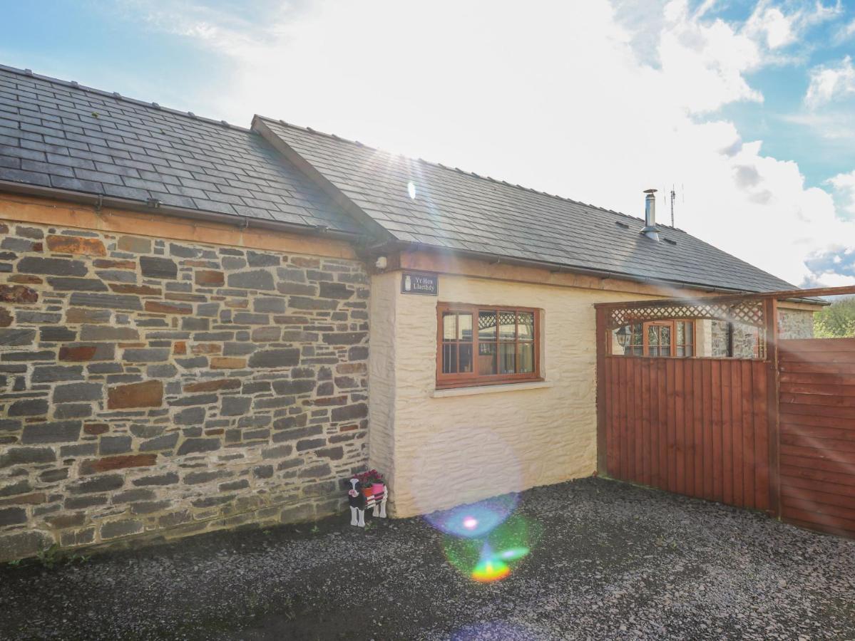 Yr Hen Llaethdy Villa Troedyraur Exterior foto